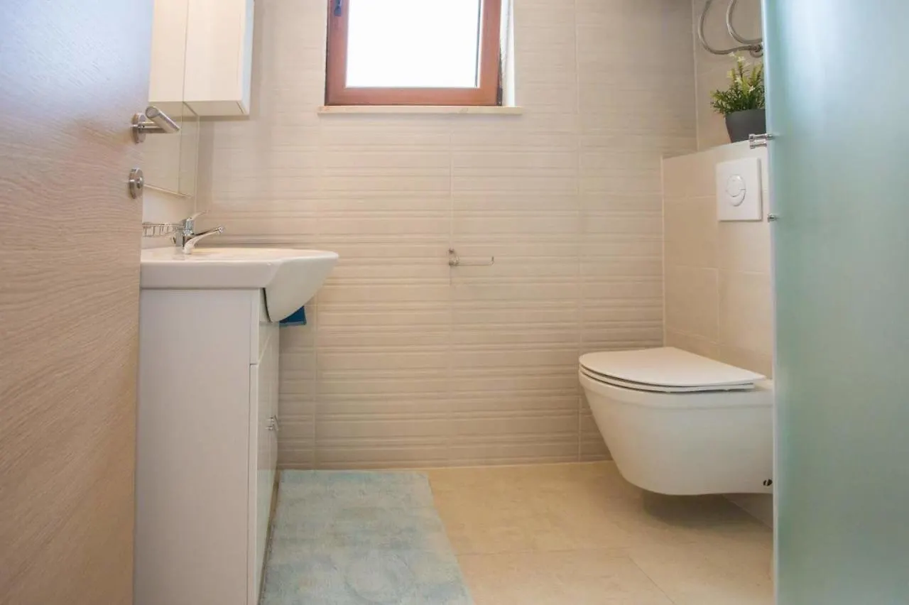 Ulika&Malvazija&Ruza Apartamento Višnjan